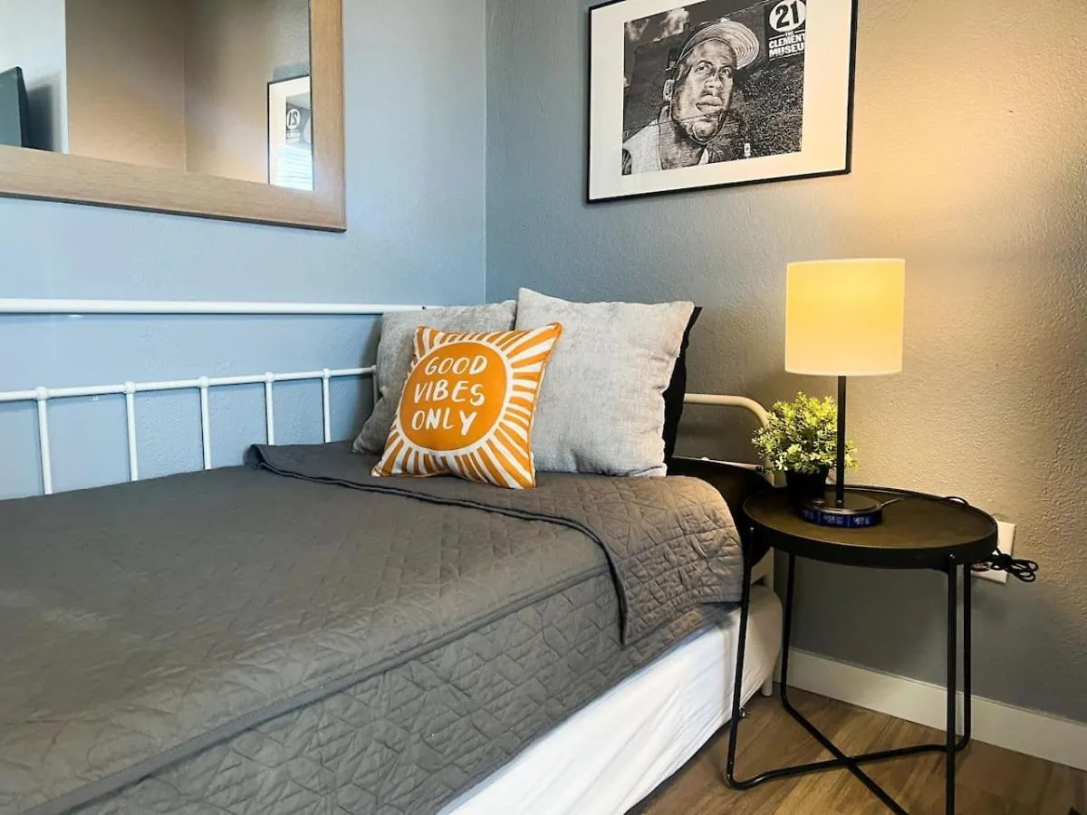 Tatil Evi Spacious 2Br Sleeps Up To 6 Art Inspired And Affordable Pittsburgh