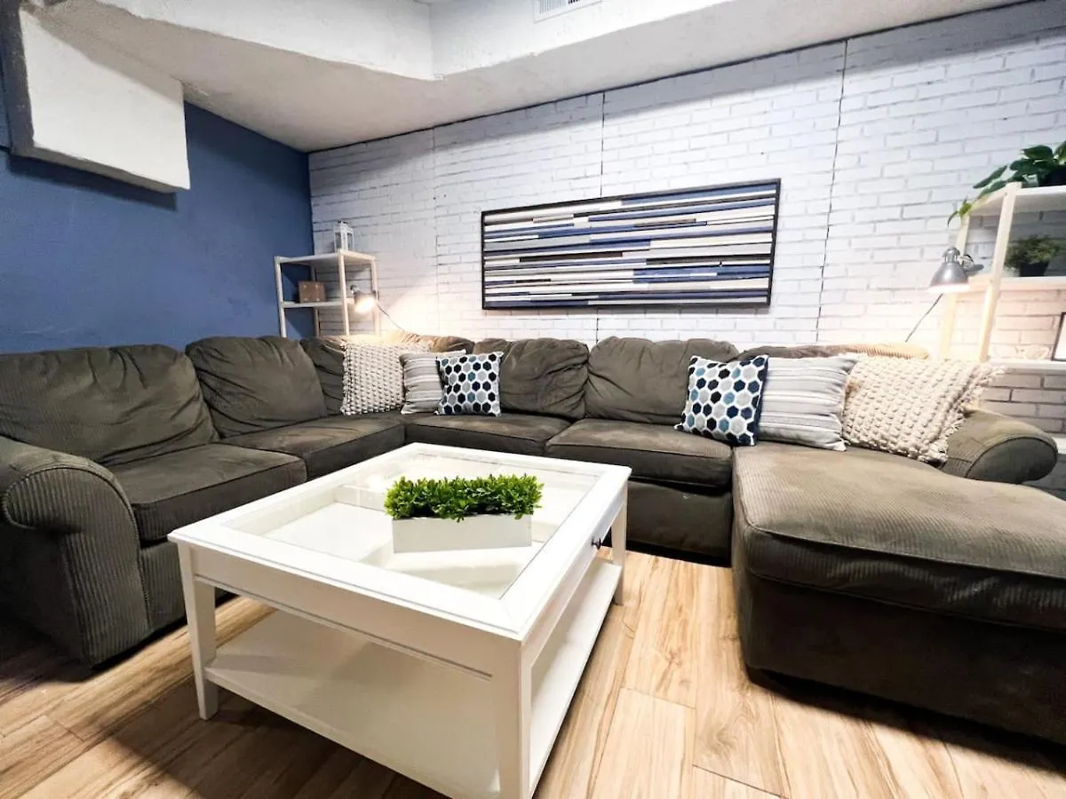 Spacious 2Br Sleeps Up To 6 Art Inspired And Affordable Pittsburgh